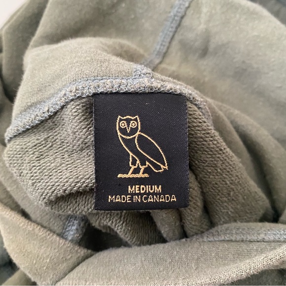 Kangaroo Pouch Ovo Hoodie - Picture 5 of 5